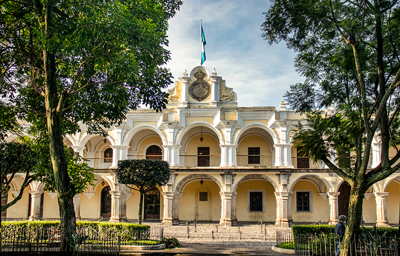Palacio-de-los-capitanes-de-antigua-guatemala